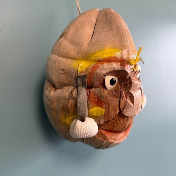 Vintage 60's Hawaiian Pirate Hanging Coconut Head w Shell Earrings Eyes Tiki - Picture 4 of 10